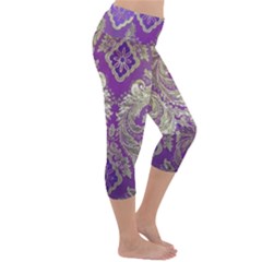 Lightweight Velour Capri Yoga Leggings 