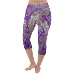Lightweight Velour Capri Yoga Leggings 