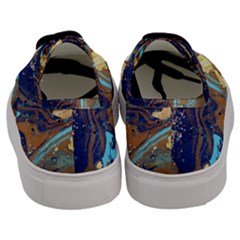 Men s Classic Low Top Sneakers 