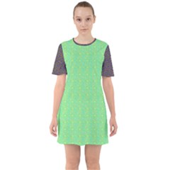 Sixties Short Sleeve Mini Dress 