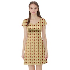 Short Sleeve Skater Dress Front Short Sleeve Skater Dress Front