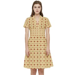 Short Sleeve Waist Detail Dress 
