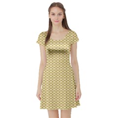 Short Sleeve Skater Dress Front Short Sleeve Skater Dress Front