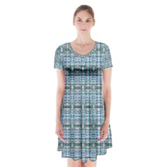Short Sleeve V