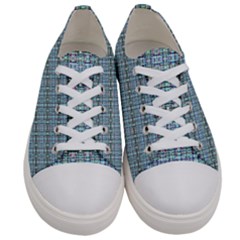 Men s Low Top Canvas Sneakers 