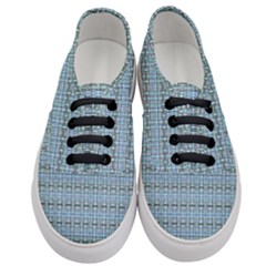 Women s Classic Low Top Sneakers 