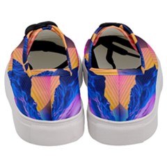 Women s Classic Low Top Sneakers 