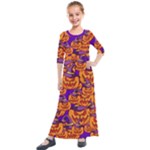 Purple and orange pumpkins, crazy Halloween pattern, Jack o  Lantern Kids  Quarter Sleeve Maxi Dress