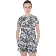 Women s Mesh T-Shirt and Shorts Set 