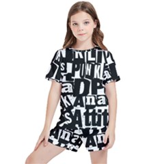 Kids  T-Shirt And Sports Shorts Set 