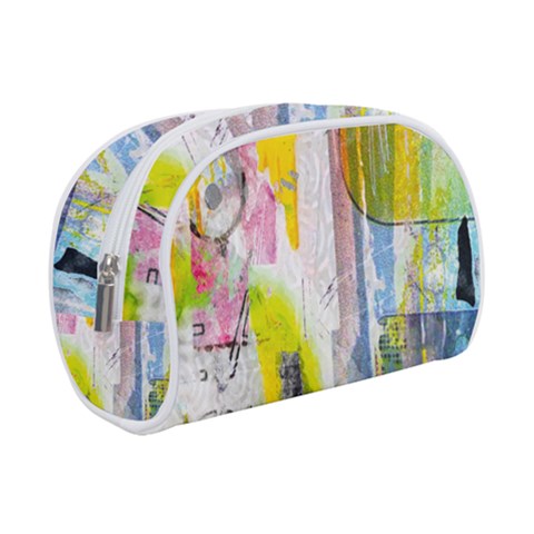 Graffiti Graphic Make Up Case (Small) from ArtsNow.com