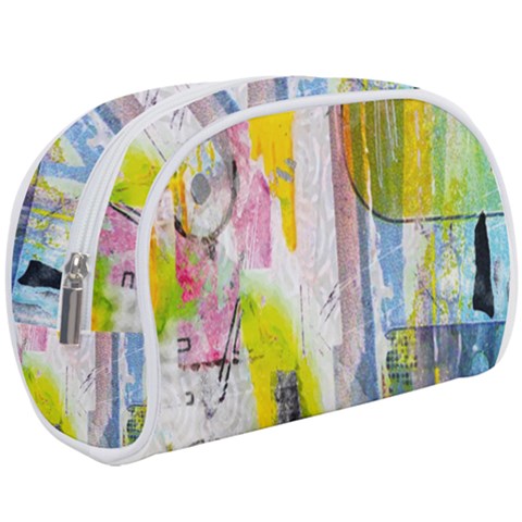 Graffiti Graphic Make Up Case (Large) from ArtsNow.com