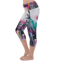 Lightweight Velour Capri Yoga Leggings 