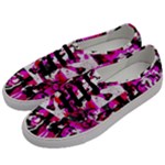 Pink Checker Graffiti  Men s Classic Low Top Sneakers