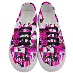 Women s Classic Low Top Sneakers 