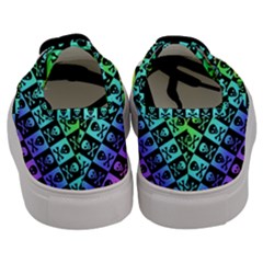Men s Classic Low Top Sneakers 