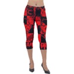Red Grunge Skull Lightweight Velour Capri Leggings 