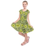 Floral pattern paisley style Paisley print.  Kids  Short Sleeve Dress
