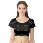 Exotic Snow Drop Flowers In A Loveable Style Short Sleeve Crop Top