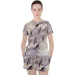 Fractal Feathers Women s Tee and Shorts Set
