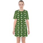 Wowpatterns-export-pattern Sixties Short Sleeve Mini Dress
