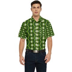 Men s Short Sleeve Pocket Shirt  