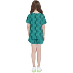 Kids  T-Shirt And Sports Shorts Set 