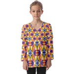 Wavey shapes pattern                                                    Kids  V Neck Casual Top