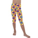 Wavey shapes pattern                                                           Kids  Lightweight Velour Capri Leggings