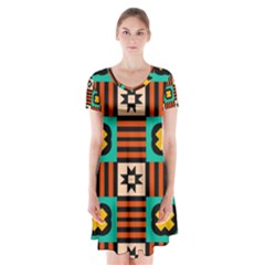 Shapes in shapes                                                                   Short Sleeve V