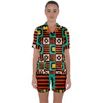 Shapes in shapes                                                            Satin Short Sleeve Pyjamas Set
