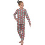 Hexagons and stars pattern                                                             Kids  Long Sleeve Set