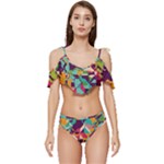 Retro chaos                                                               Ruffle Edge Tie Up Bikini Set