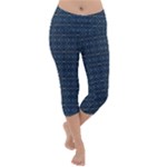 Blue Diamonds Motif Fancy Pattern Design Lightweight Velour Capri Yoga Leggings