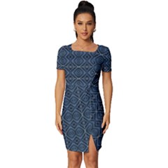 Fitted Knot Split End Bodycon Dress 