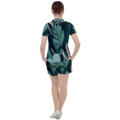 Women s Mesh T-Shirt and Shorts Set 