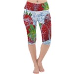 Red Strawberries Water Squirt Strawberry Fresh Splash Drops Lightweight Velour Cropped Yoga Leggings