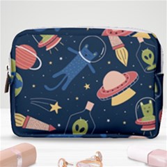 Make Up Pouch (Medium) 