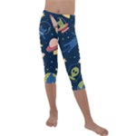 Seamless-pattern-with-funny-aliens-cat-galaxy Kids  Lightweight Velour Capri Leggings 