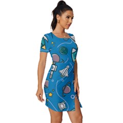 Fitted Knot Split End Bodycon Dress 