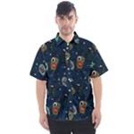 Monster-alien-pattern-seamless-background Men s Short Sleeve Shirt