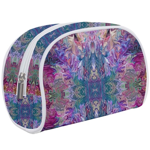 Roses Liquify Make Up Case (Large) from ArtsNow.com