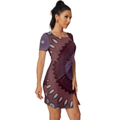 Fitted Knot Split End Bodycon Dress 