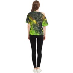One Shoulder Cut Out T-Shirt 