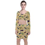 Seamless Pattern Of Sunglasses Tropical Leaves And Flowers Top and Skirt Sets