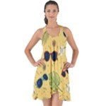Seamless Pattern Of Sunglasses Tropical Leaves And Flowers Show Some Back Chiffon Dress