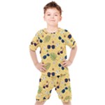 Seamless Pattern Of Sunglasses Tropical Leaves And Flowers Kids  T-Shirt and Shorts Set