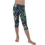 Pattern Forest Leaf Flower Motif Kids  Lightweight Velour Capri Leggings 