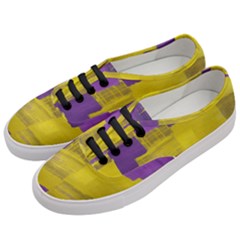 Women s Classic Low Top Sneakers 