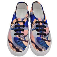 Women s Classic Low Top Sneakers 